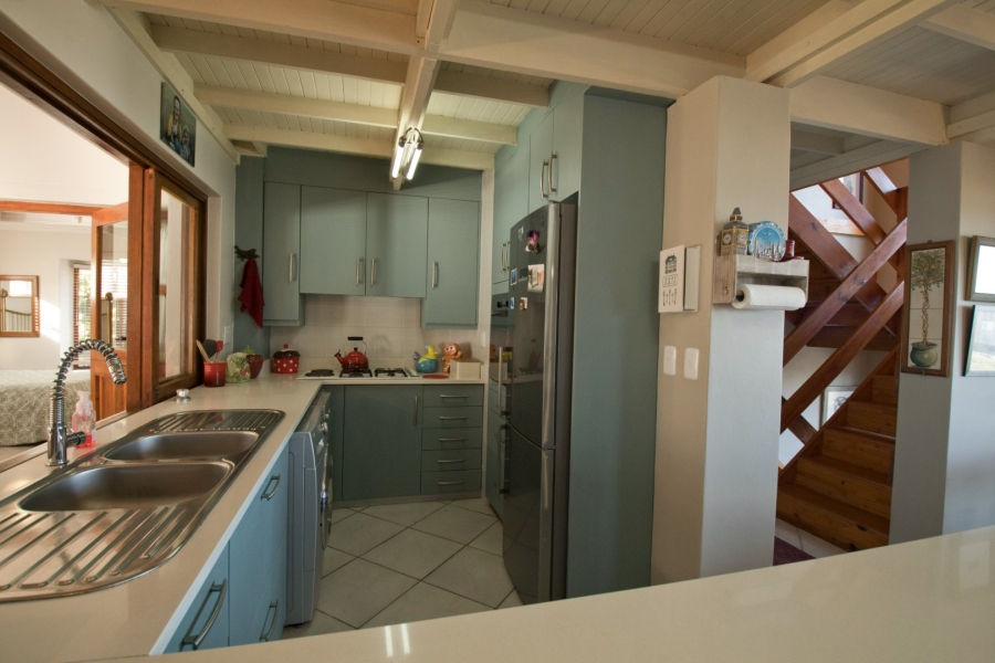 5 Bedroom Property for Sale in Outeniqua Strand Western Cape